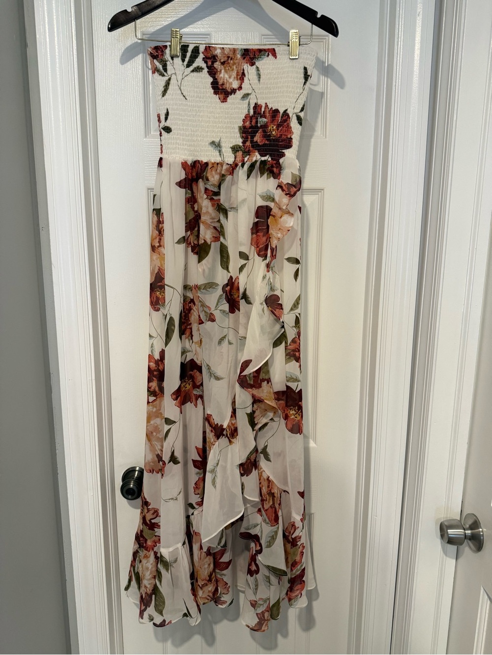 VENUS Cream Dress with Rust‎ Floral Print size Small